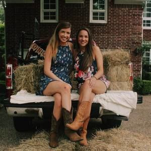 Meet your Posher, Danielle